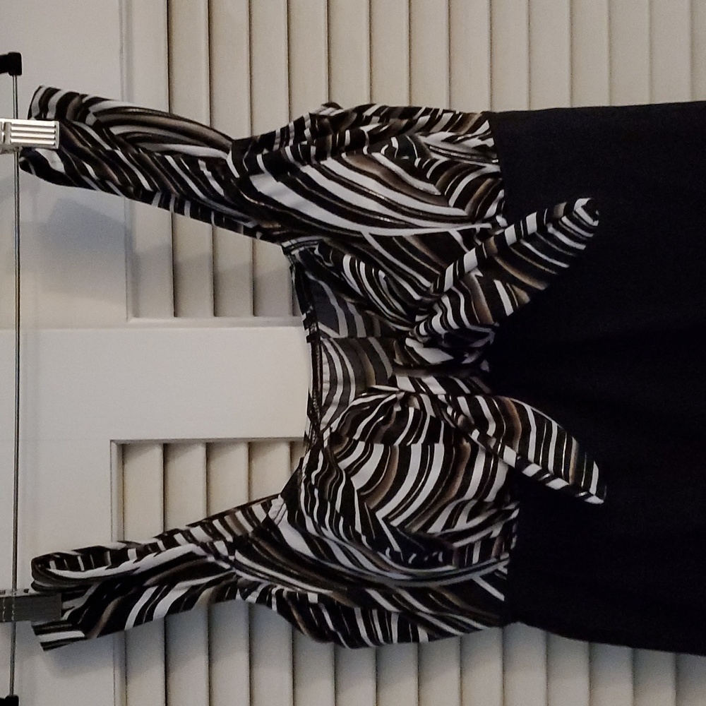 Longitude Women's Black & White One Piece Swimsuit Size18W - Picture 2 of 6